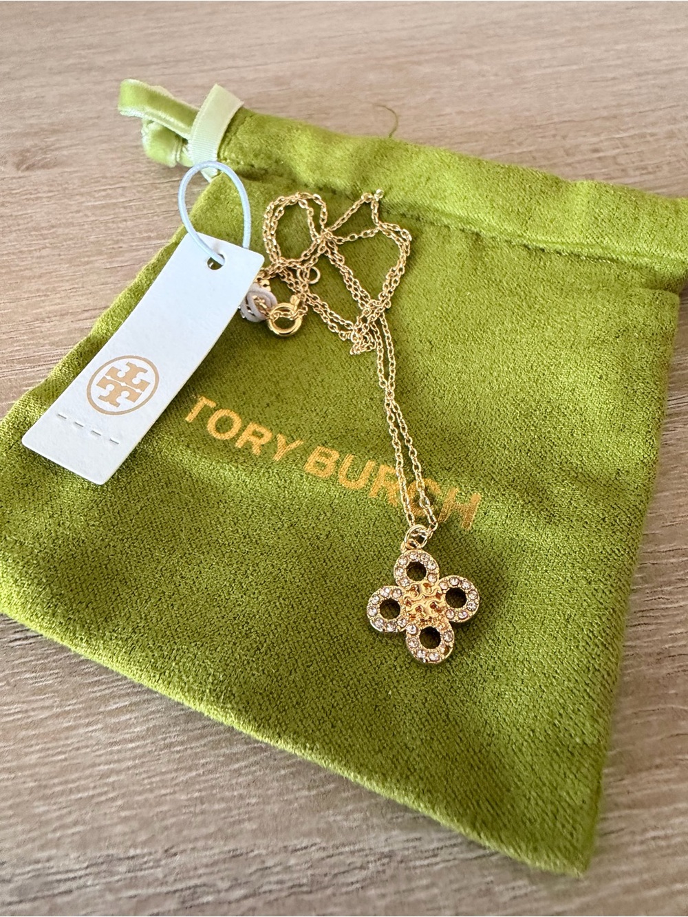 Tory Burch Kira Crystal Clover Pendant Necklace Gold Tone New